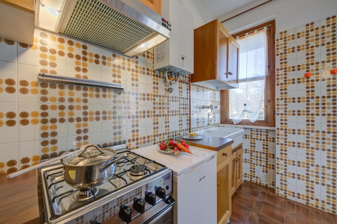 Villa Fiorita Apartments - Happy Rentals ซีร์มิโอเน ภายนอก รูปภาพ