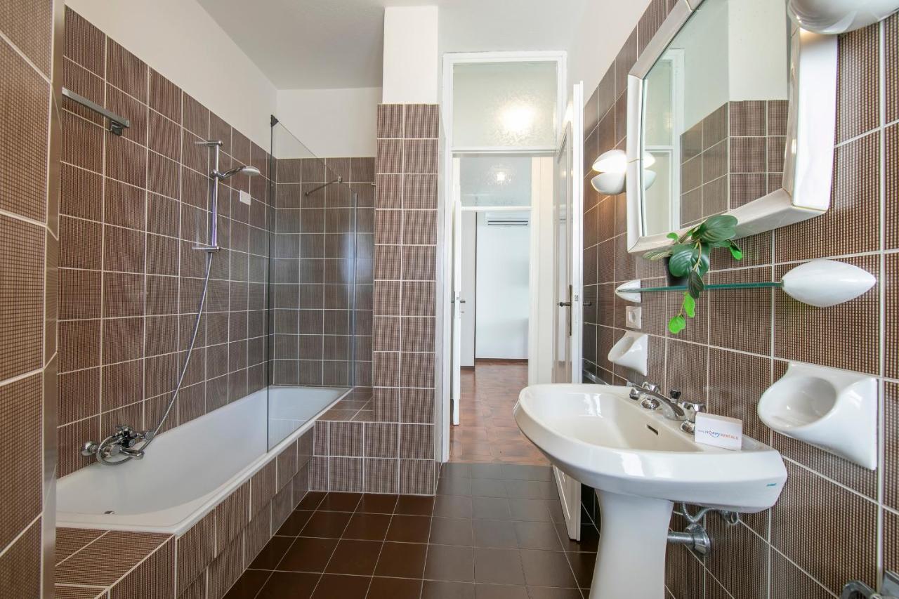 Villa Fiorita Apartments - Happy Rentals ซีร์มิโอเน ภายนอก รูปภาพ