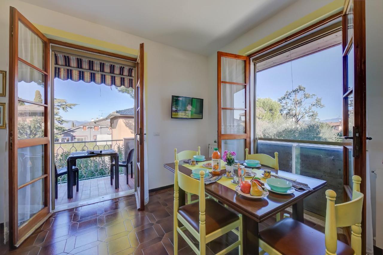 Villa Fiorita Apartments - Happy Rentals ซีร์มิโอเน ภายนอก รูปภาพ