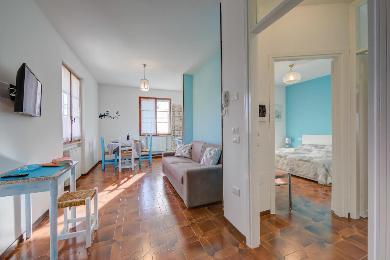 Villa Fiorita Apartments - Happy Rentals ซีร์มิโอเน ภายนอก รูปภาพ